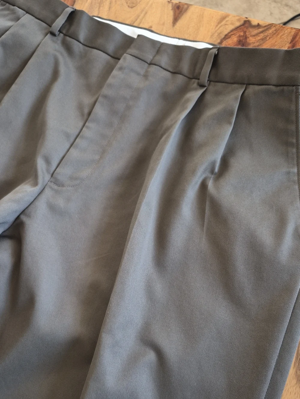 Lands' End Traditional Fit 100% Cotton Pleated Pants